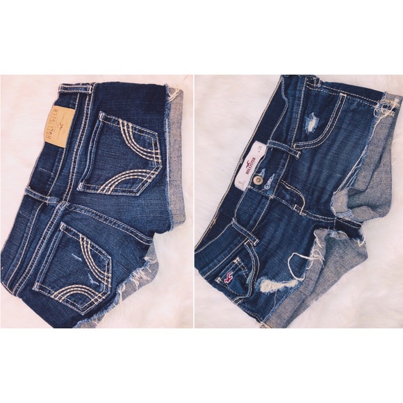 Hollister Pants - Hollister Distressed Short Shorts Dark Wash✨Size 0